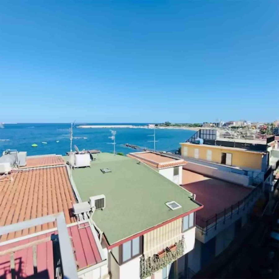 Naxos 101 Apartment A Due Passi Dal Mare Giardini Naxos Esterno foto