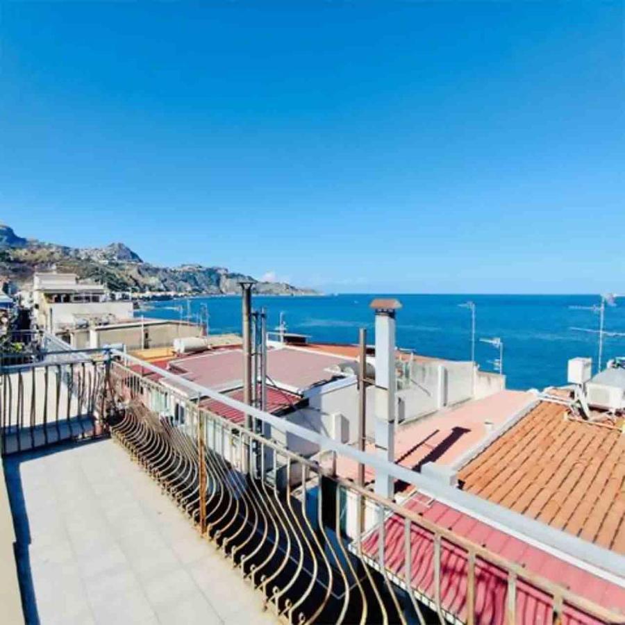 Naxos 101 Apartment A Due Passi Dal Mare Giardini Naxos Esterno foto